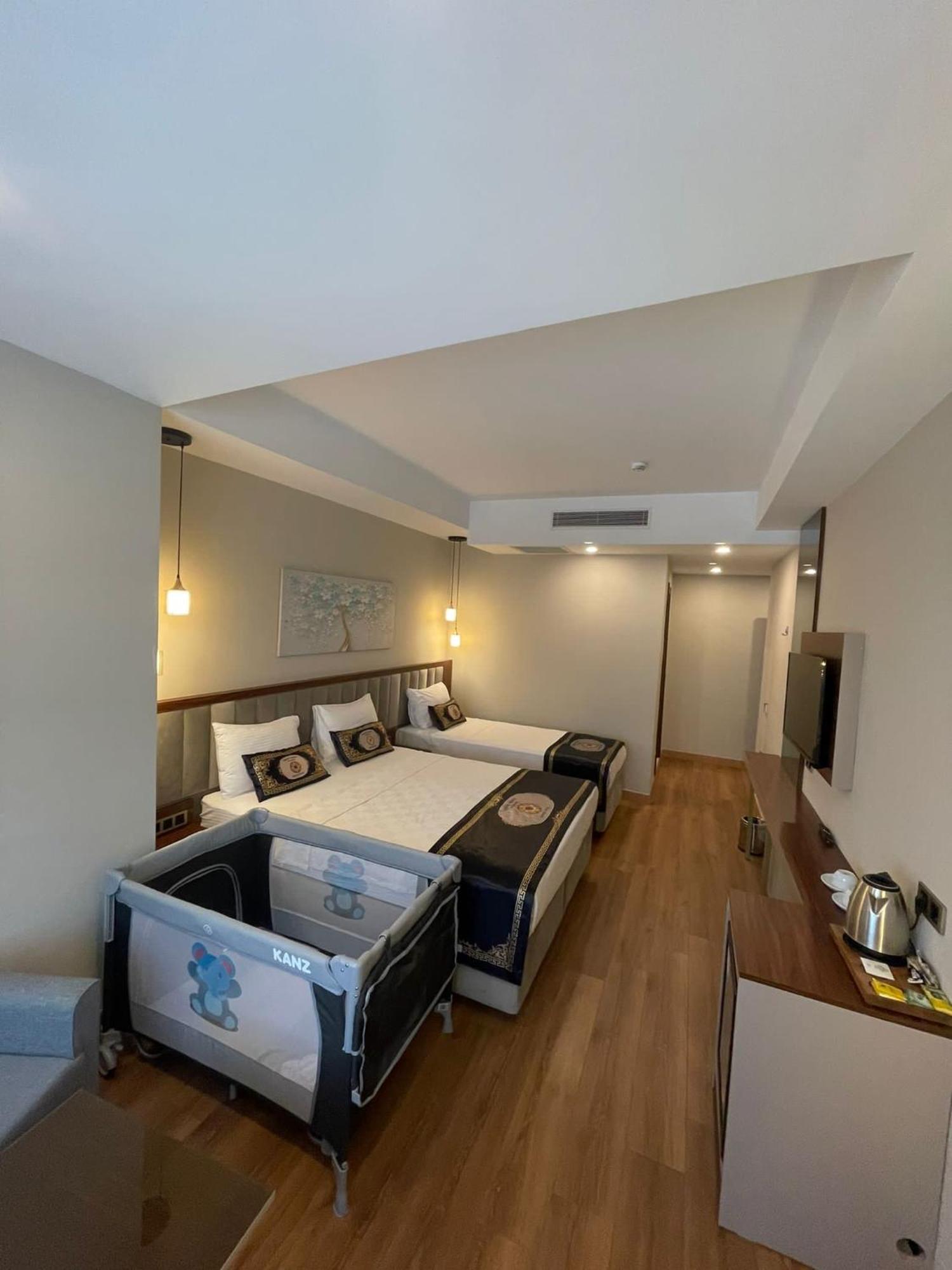 Grand Hamit By Karadayi Airport Hotel Arnavutkoy Экстерьер фото